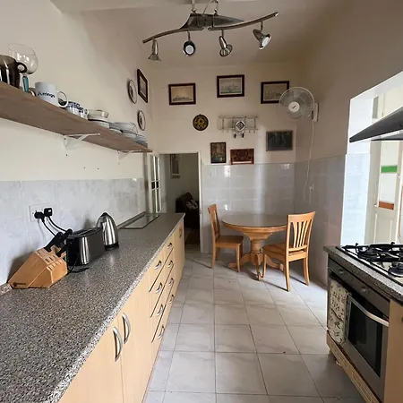 Affittacamere Spacious In Traditional Maltese Townhouse